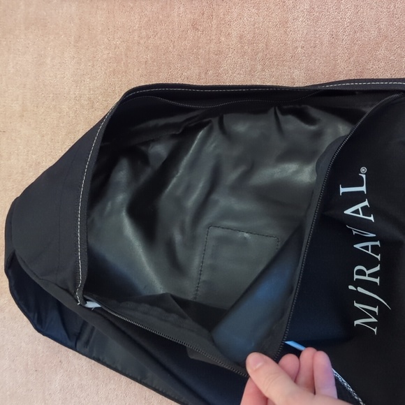 New Miraval Sling Bag and Water Bottle - Picture 9 of 10